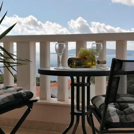Apartments Blue Lagoon Трогир Экстерьер фото
