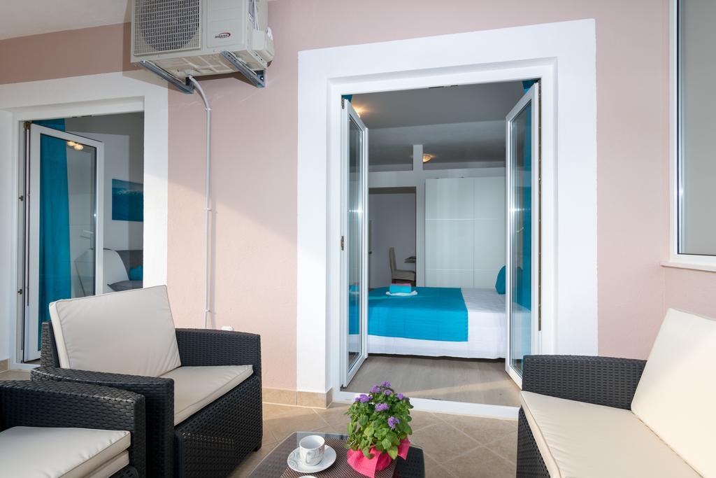 Apartments Blue Lagoon Трогир Экстерьер фото
