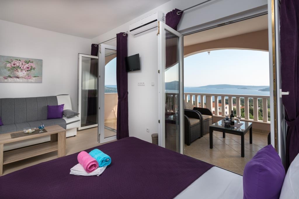 Apartments Blue Lagoon Трогир Экстерьер фото