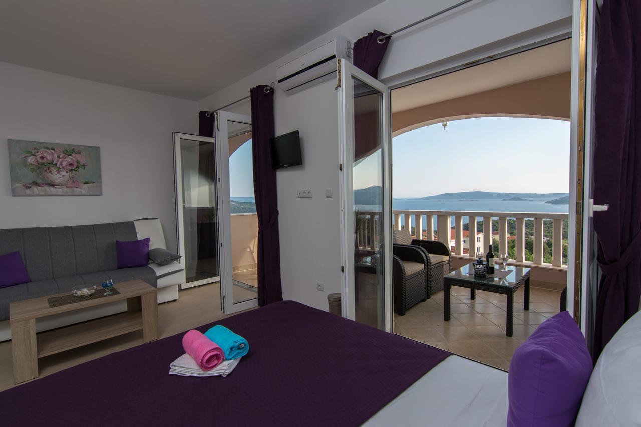Apartments Blue Lagoon Трогир Экстерьер фото