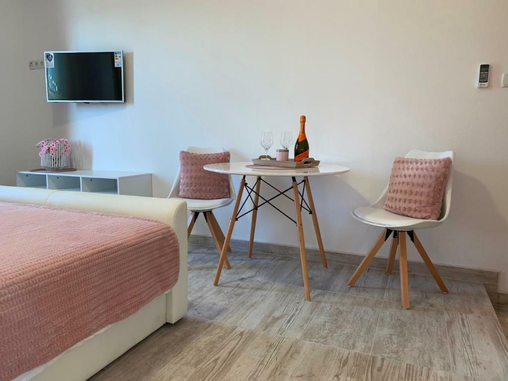 Apartments Blue Lagoon Трогир Экстерьер фото